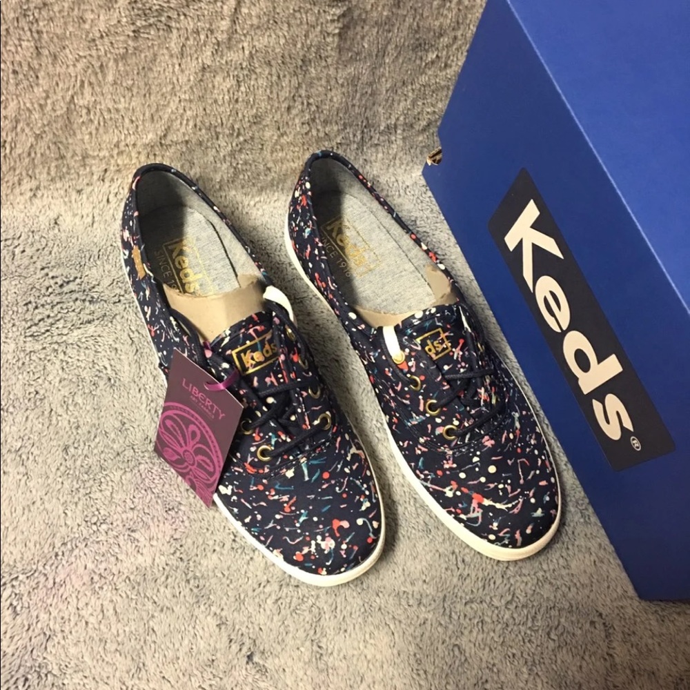 New Keds Liberty Dot Sneakers